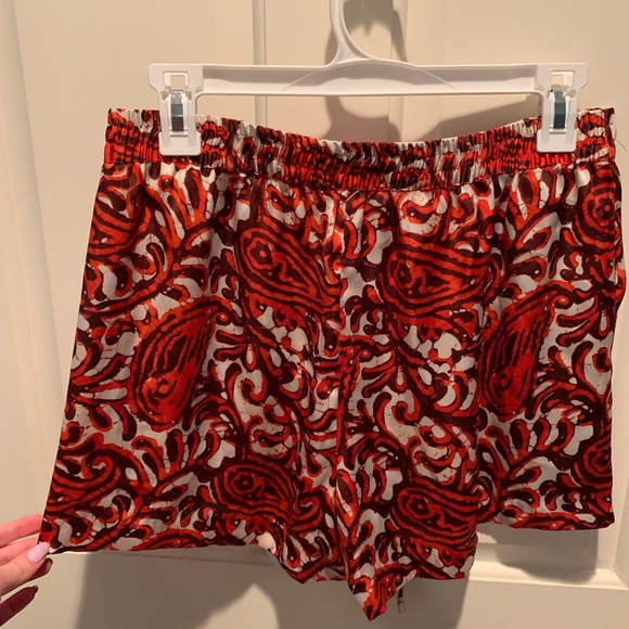 Michael Kors Silky Shorts - Picture 3 of 3
